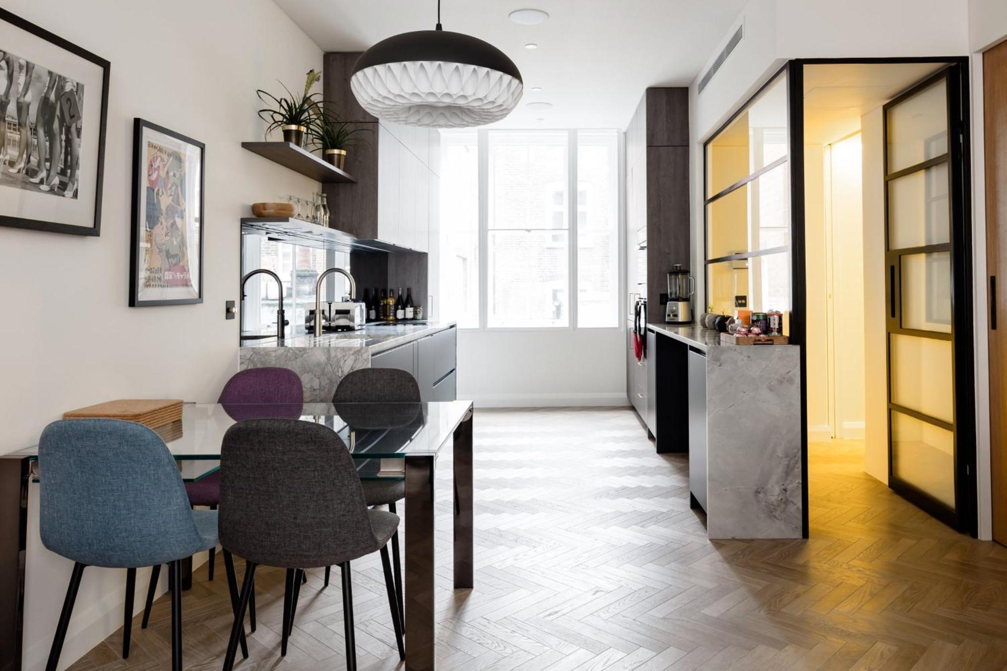 Modern Apartment & Rooms At Charing Cross Londra Exterior foto